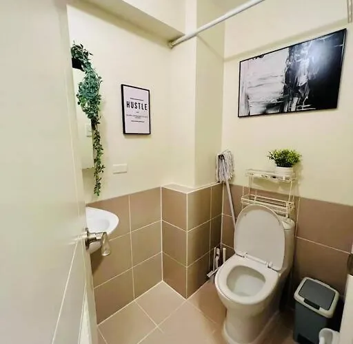 Stylish With Stunning Views * Manila