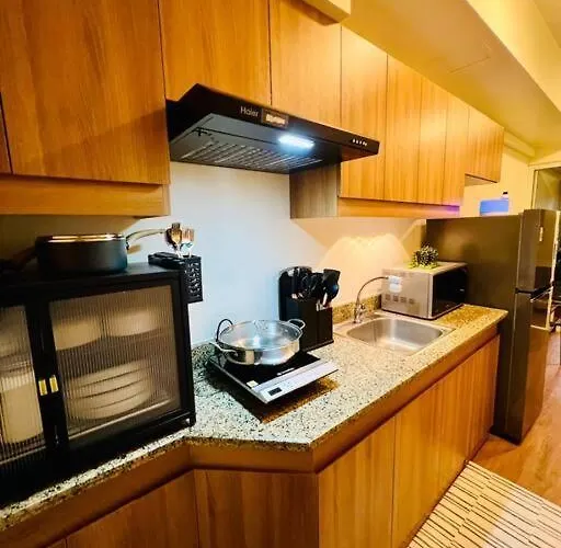 Apartment Stylish With Stunning Views Manila